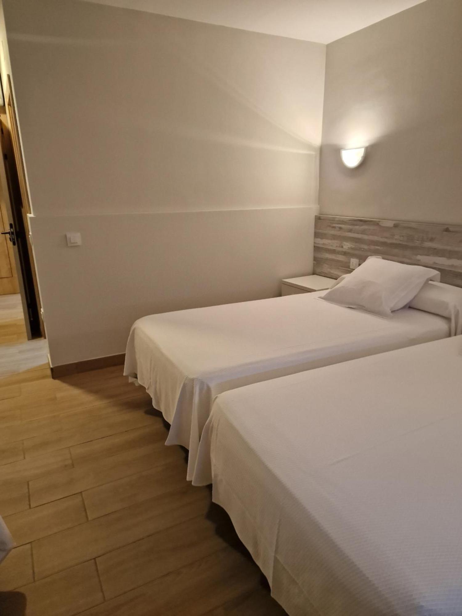 Hotel La Quinta Cue Eksteriør bilde
